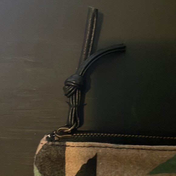 Rip Curl Storage/Traveling Bag - Picture 2 of 5